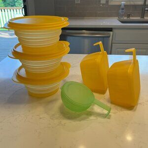 Never Used Tupperware Forget Me Not and Flat Out Lot